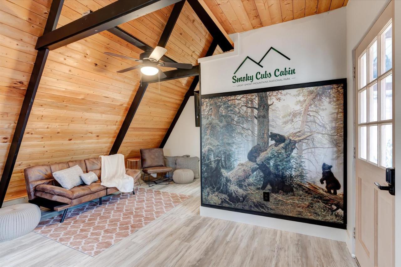 The Pet Friendly Cub Cabin Sevierville Eksteriør billede